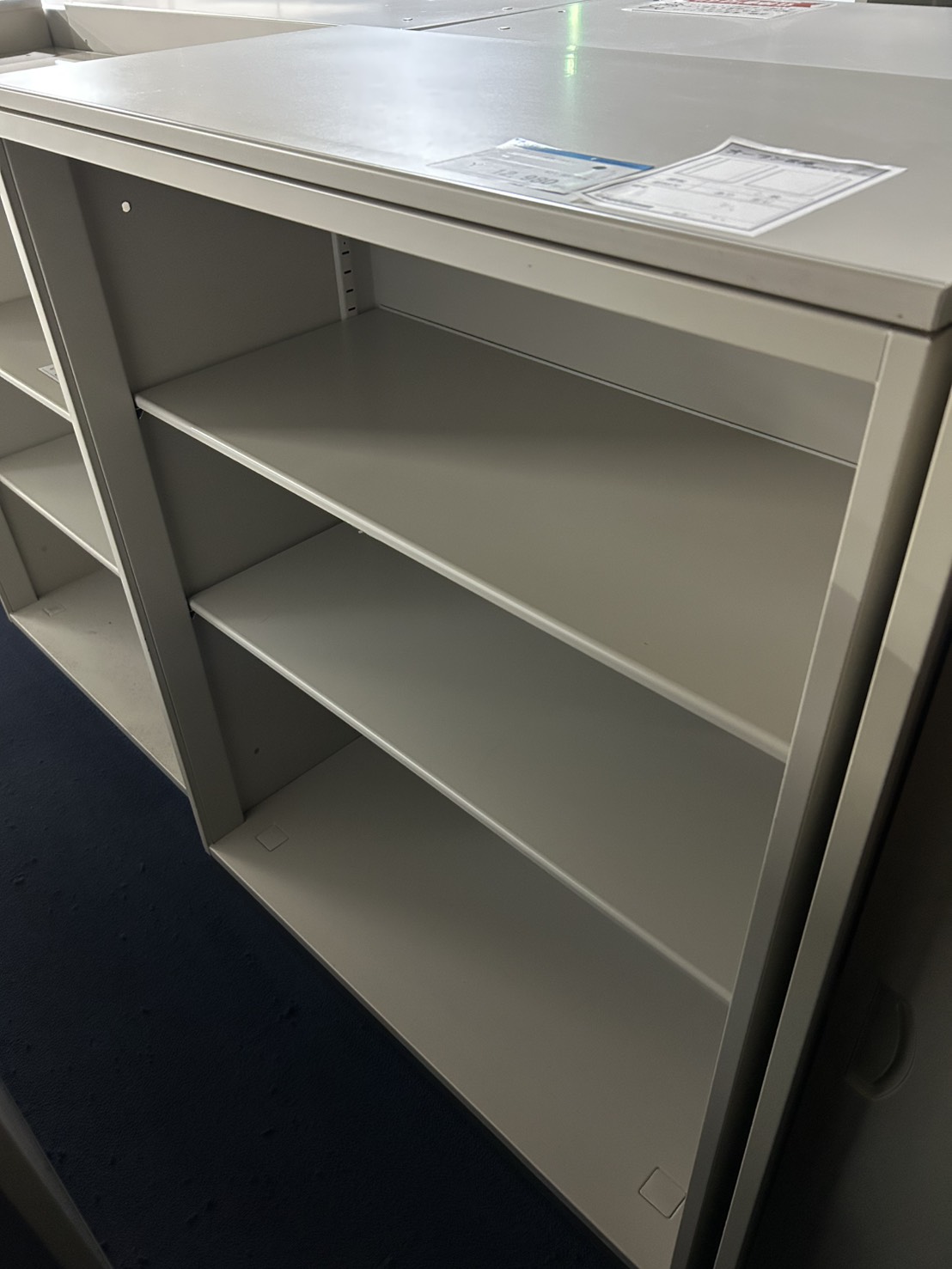 コクヨ　オープン書庫　アイボリー