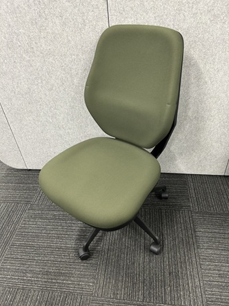 新品　事務チェア　井上金庫　LUX-39