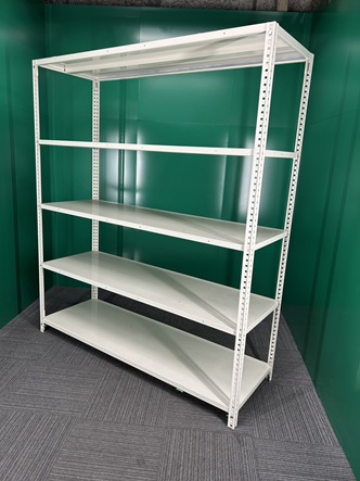 オカムラ　軽量アングルラック