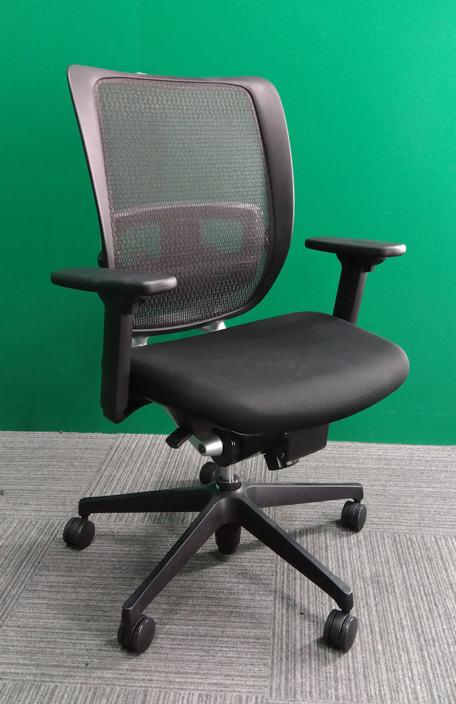 トヨスチール事務チェア