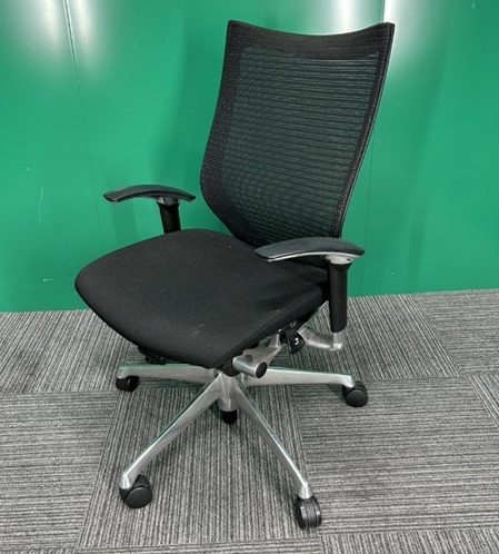 オカムラ　オフィスチェア　バロン