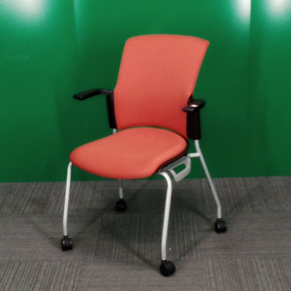 プラスミーティングチェア