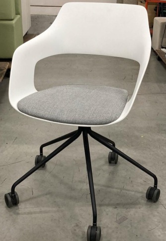 ウィルクハーン　ミーティングチェア