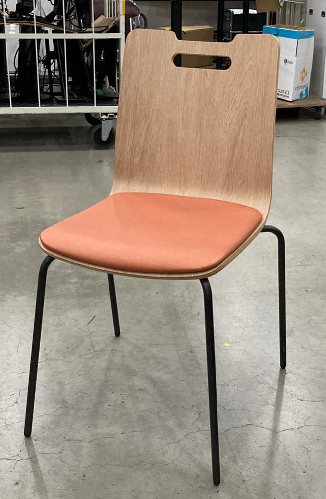 パブリックミーティングチェア（オレンジ）