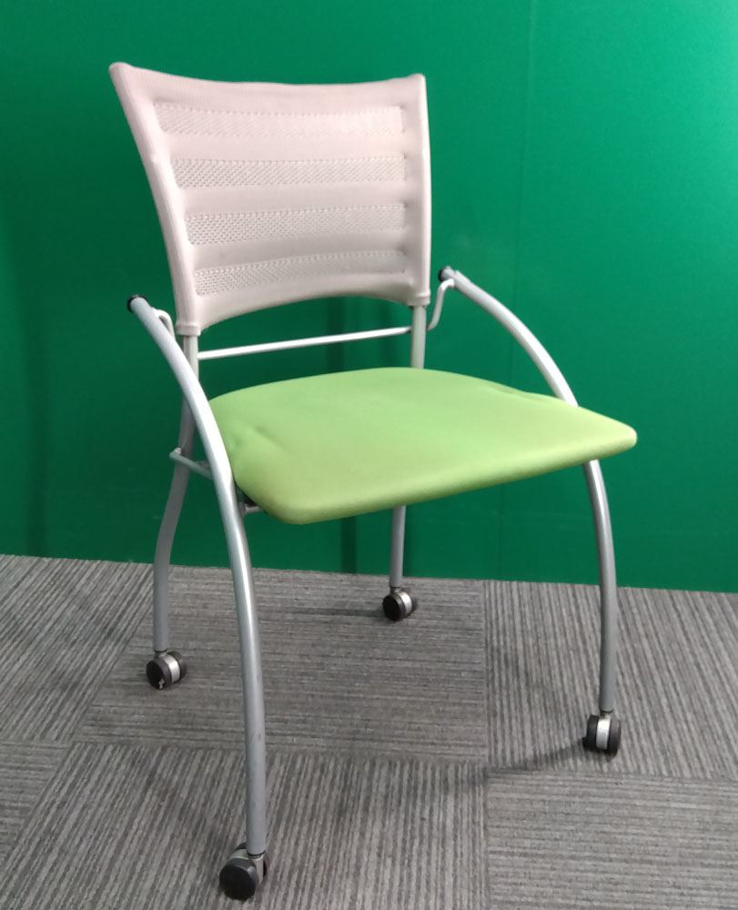 イトーキミーティングチェア（KFシリーズ）緑