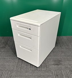 ナイキ　3段インワゴン