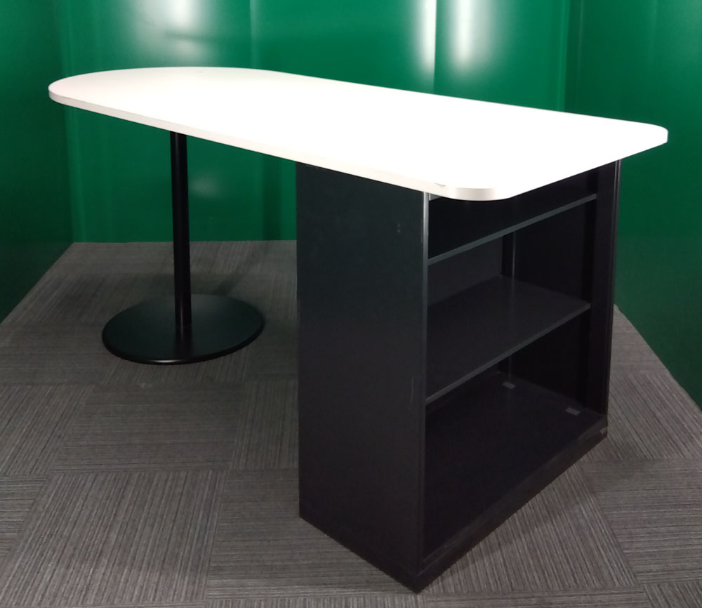 ナイキ書庫カウンター