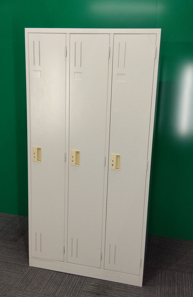 プラス3人用ロッカー