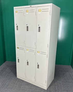 コクヨ　6人用ロッカー