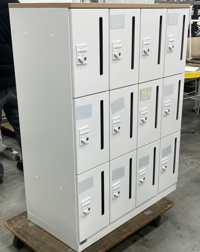 コクヨ　12人用パーソナルロッカー　イノン