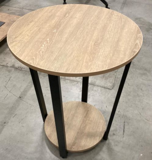 サイドテーブル