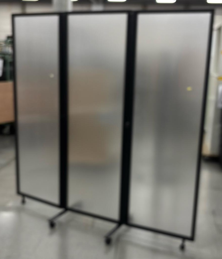 三つ折りパーティション
