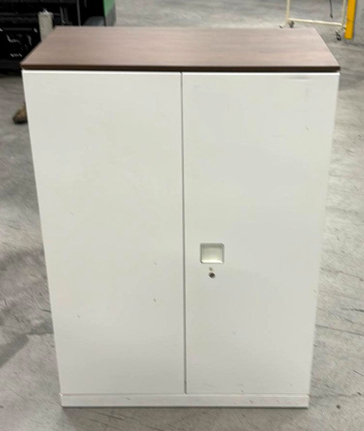 オカムラ両開き書庫（レクトライン）