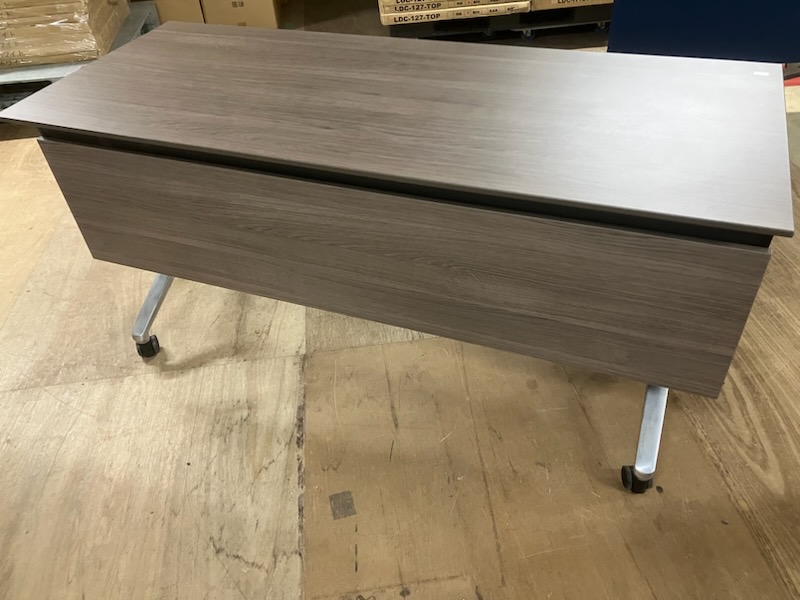 フォールディングテーブル(1500)