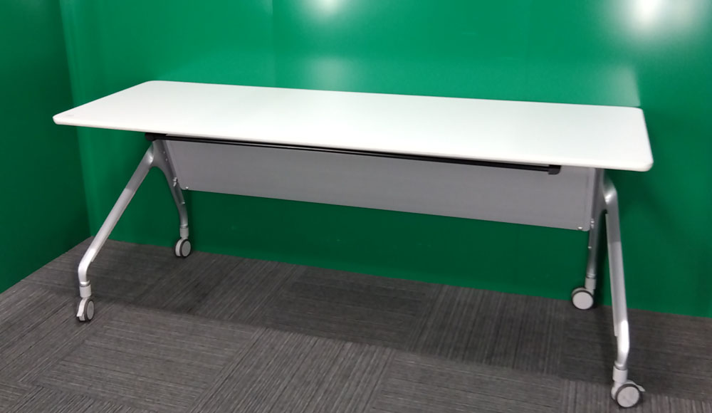 コクヨフォールディングテーブル（1860）