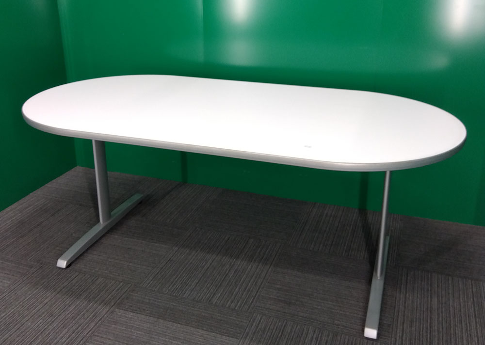 オカムラミーティングテーブル（W1800）楕円