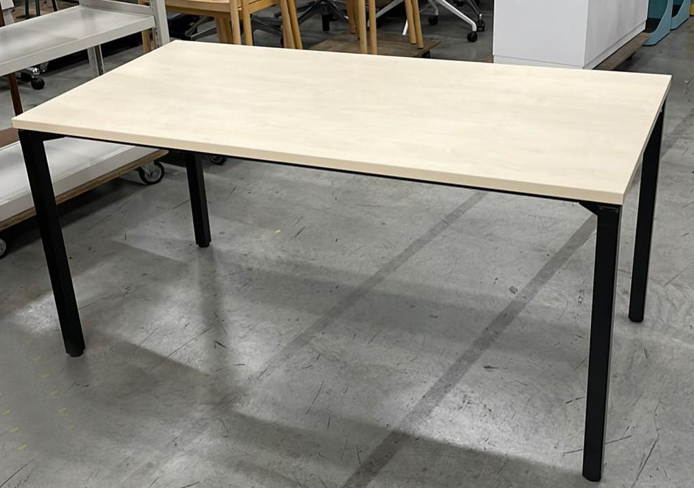 コクヨミーティングテーブル（W1500）ジュート