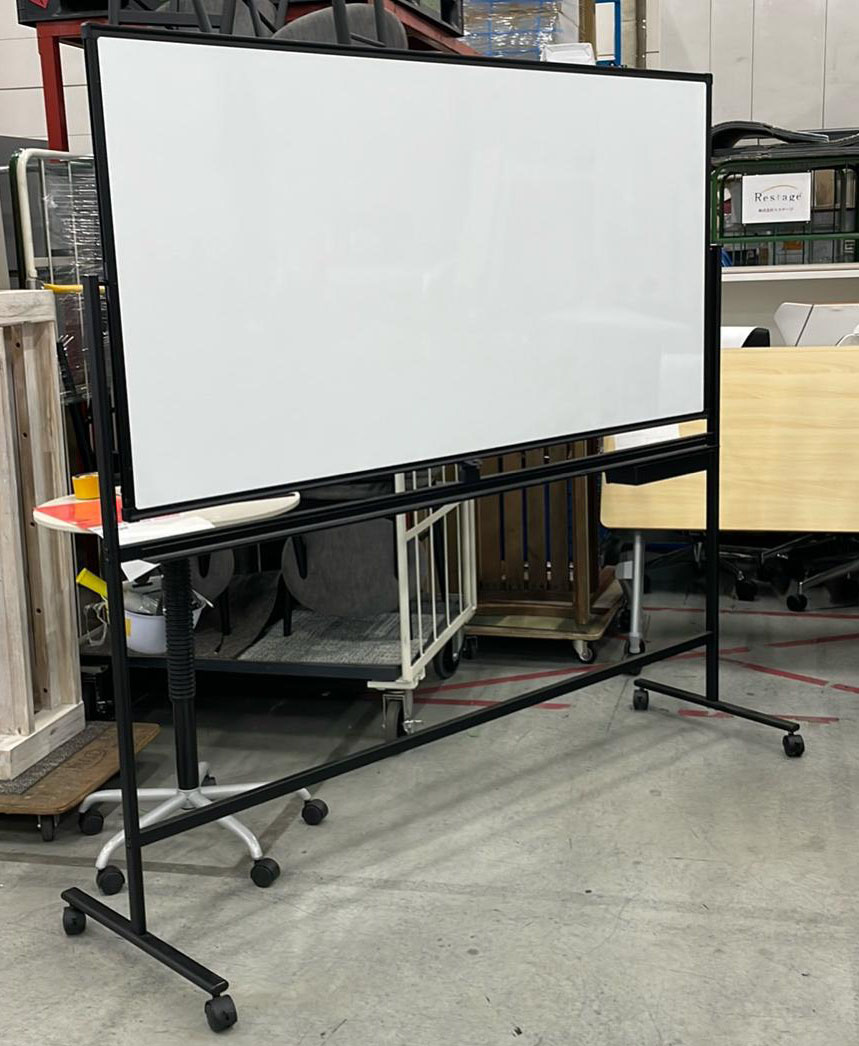 プラス脚付きホワイトボード（W1940）